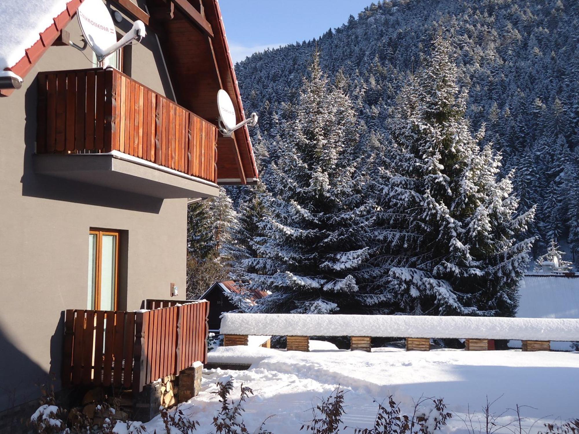 Apartmany Lipka Pavčina Lehota Buitenkant foto