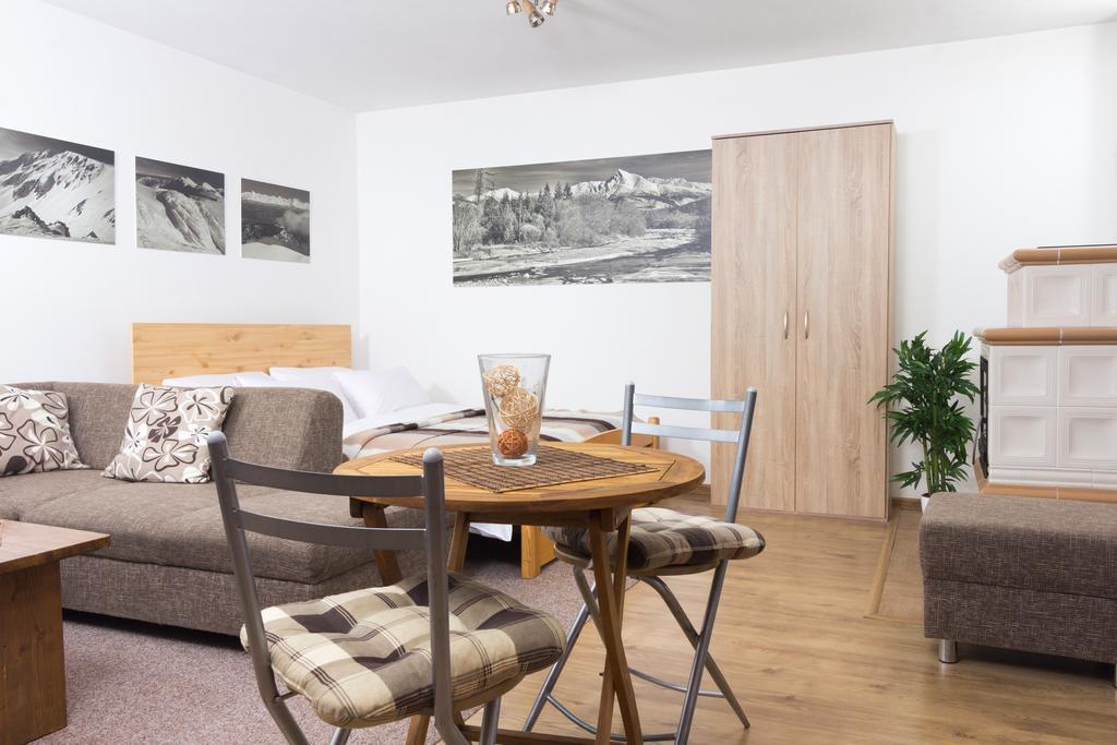 Apartmany Lipka Pavčina Lehota Kamer foto