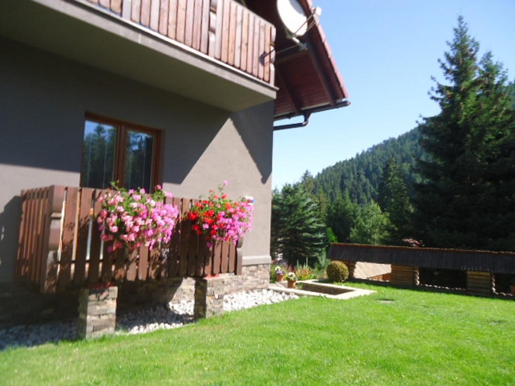 Apartmany Lipka Pavčina Lehota Buitenkant foto
